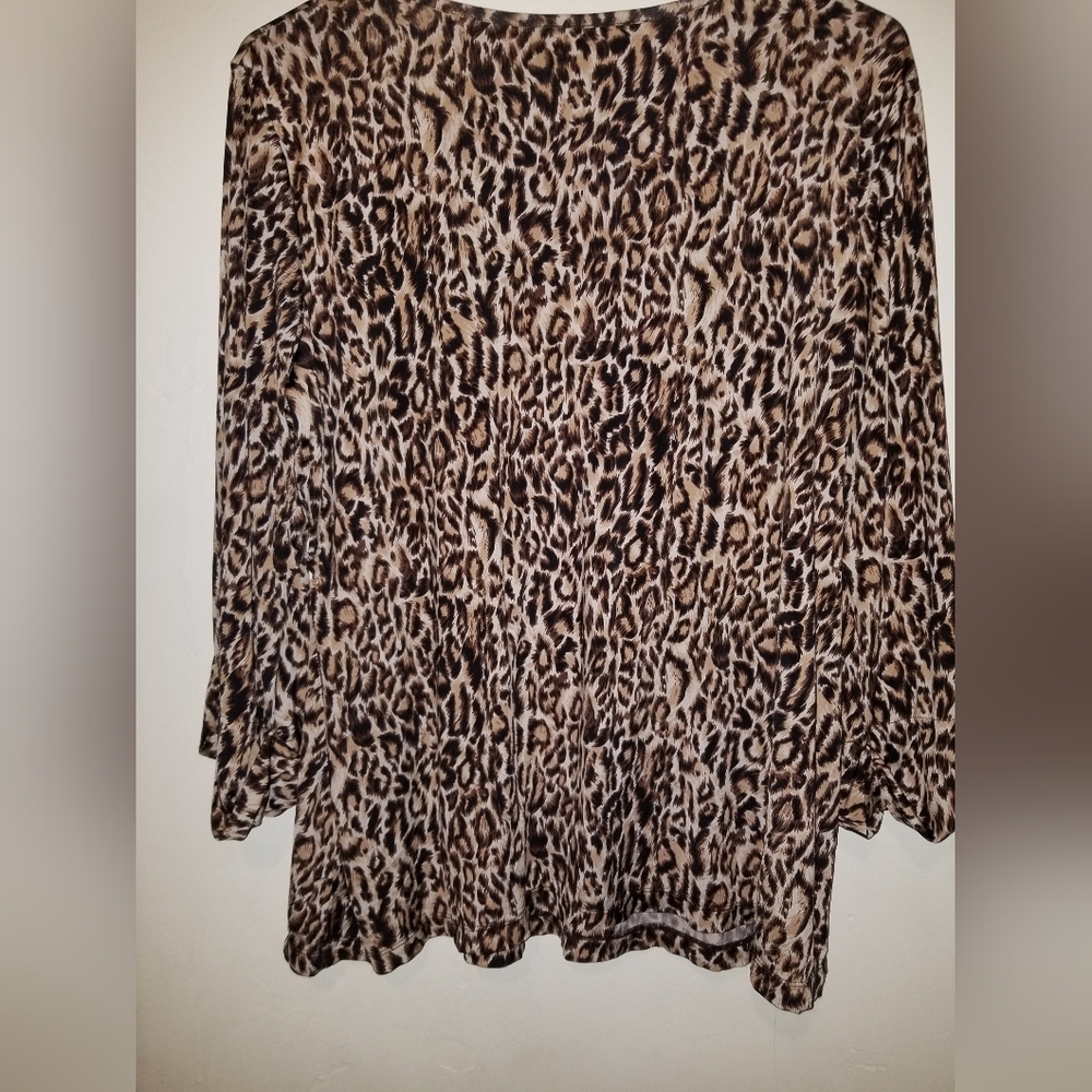 Jennie & Marlis Cheetah Print Blouse